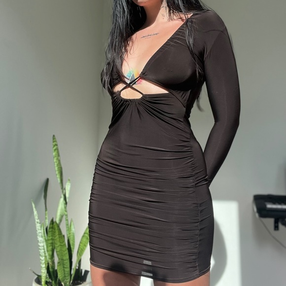 PrettyLittleThing Dresses & Skirts - pretty little thing dark brown cute ruched crossover stretchy dress